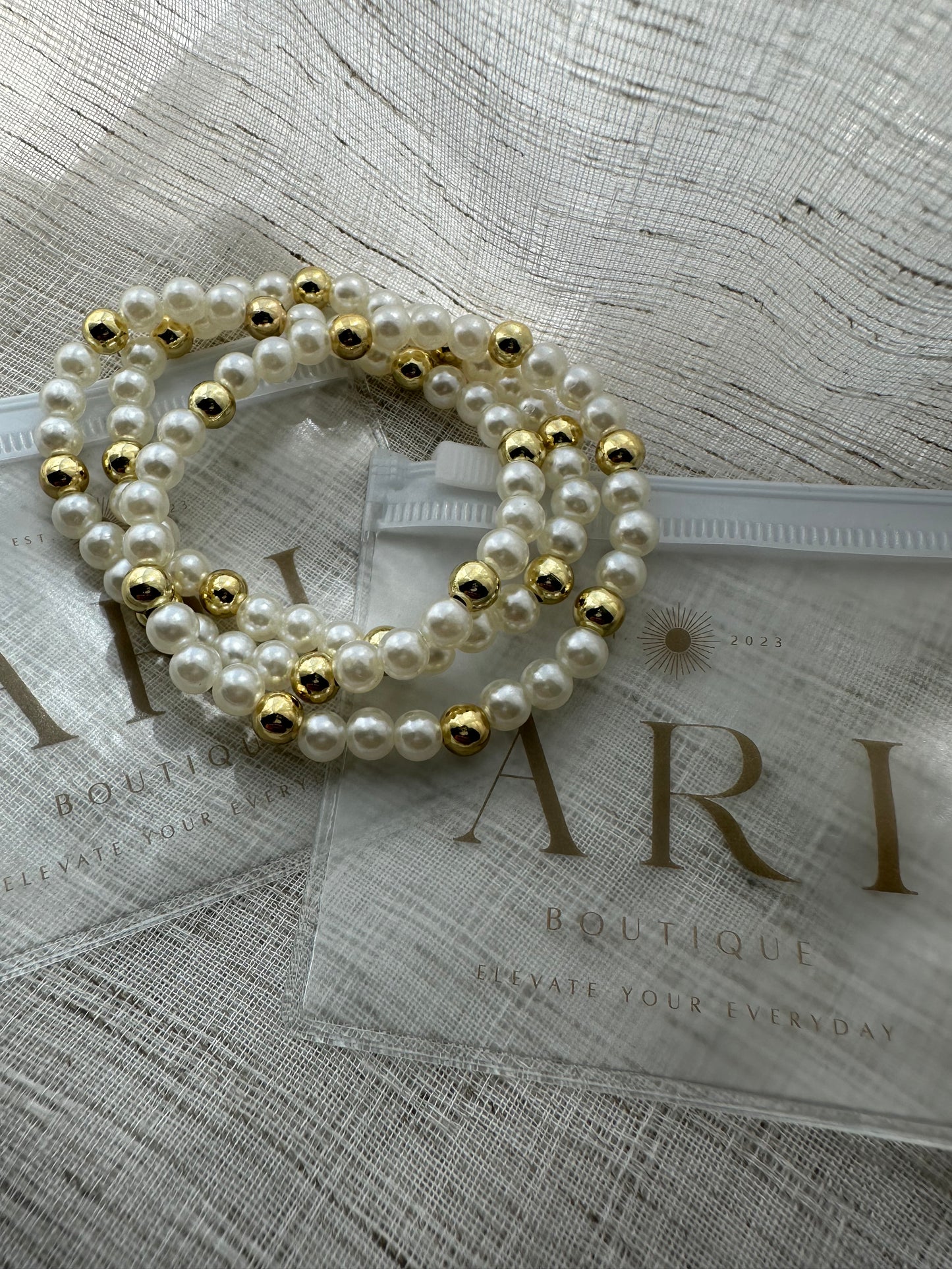 Classic Pearl Bracelet