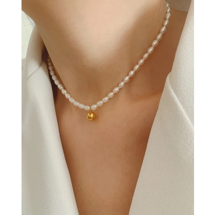 Pearl Necklace with Gold Heart Pendant 16"